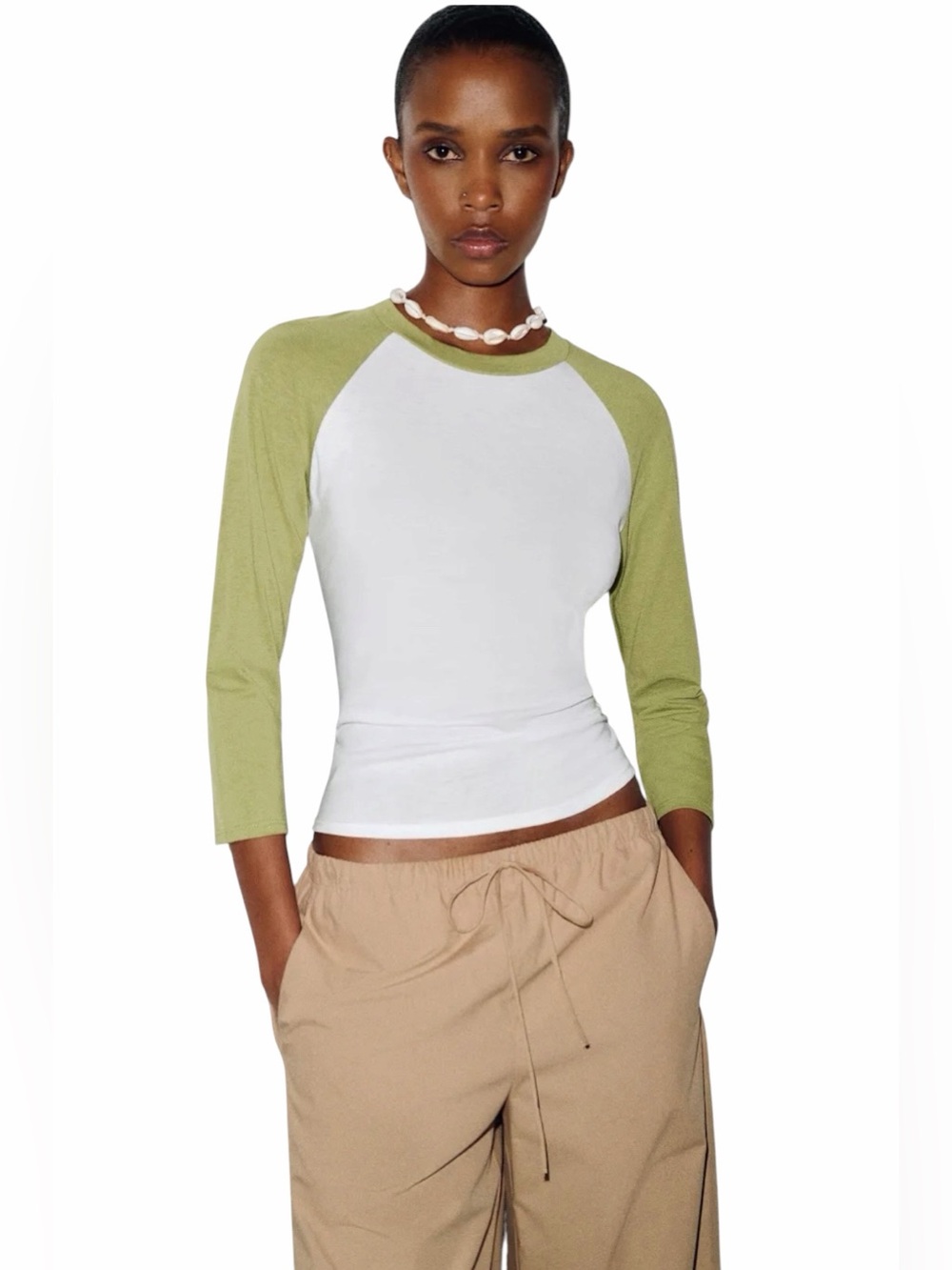 REFORMATION NOELLE TEE IN White & Green Bean.